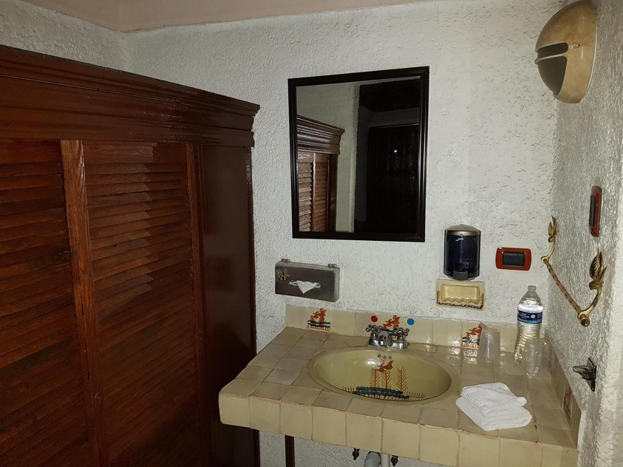 State Inn Chihuahua Zewnętrze zdjęcie