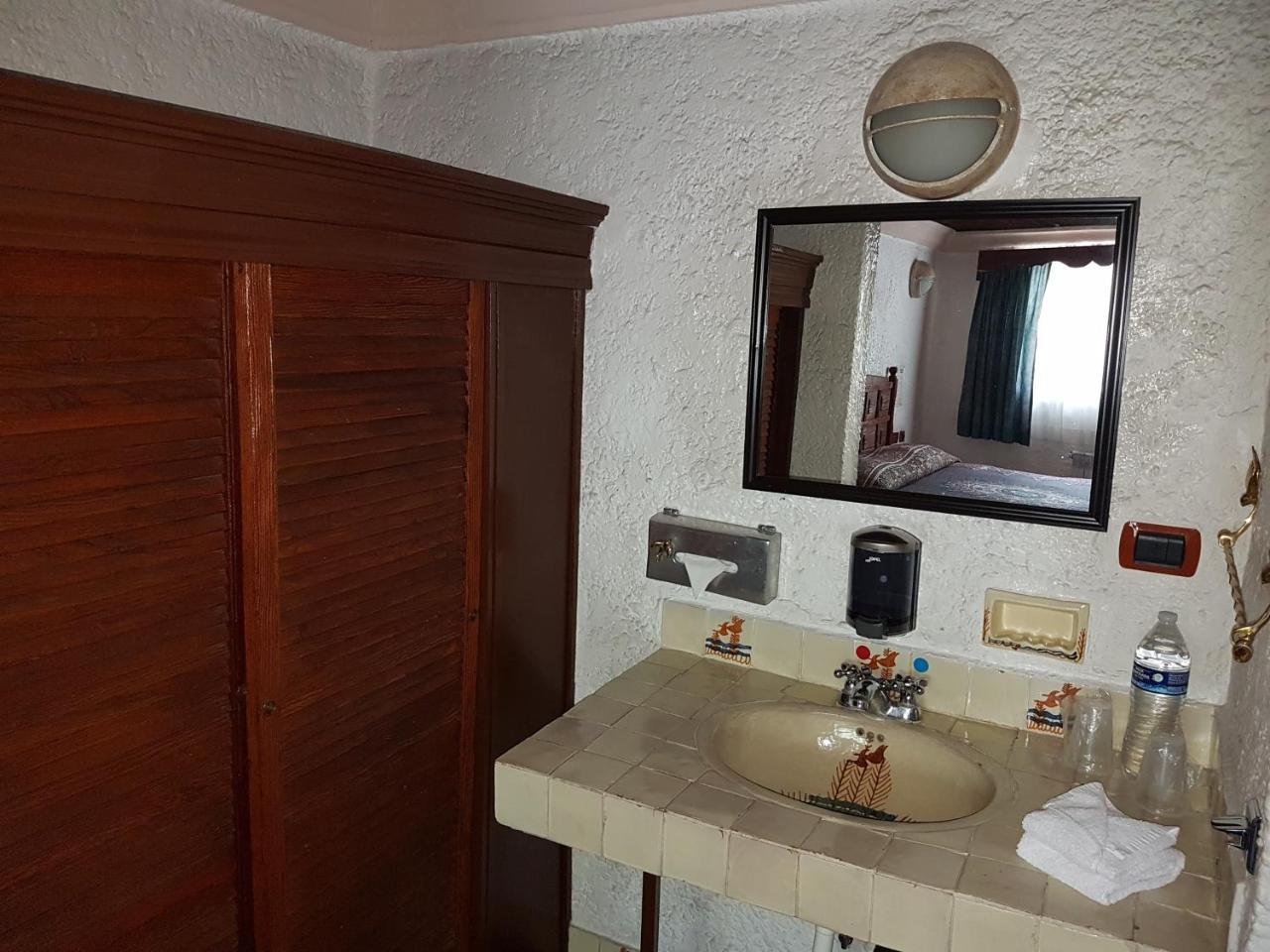 State Inn Chihuahua Zewnętrze zdjęcie